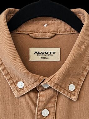 Alcott Men’s Washed Brown Button Down Shirt Long Sleeve Size M
